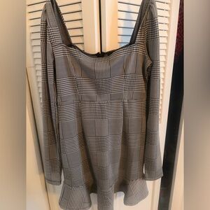 Forever 21 Black and Cream Knit Dress